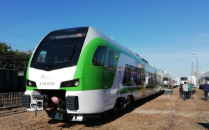 Koleje Mazowieckie kupują 11 pociągów Flirt za 711 mln zł – dostawy 2026–2027