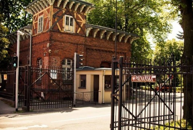 Śmierć pacjentki w szpitalu psychiatrycznym w Tworkach. Prokuratura stawia zarzuty kolejnym pracownikom