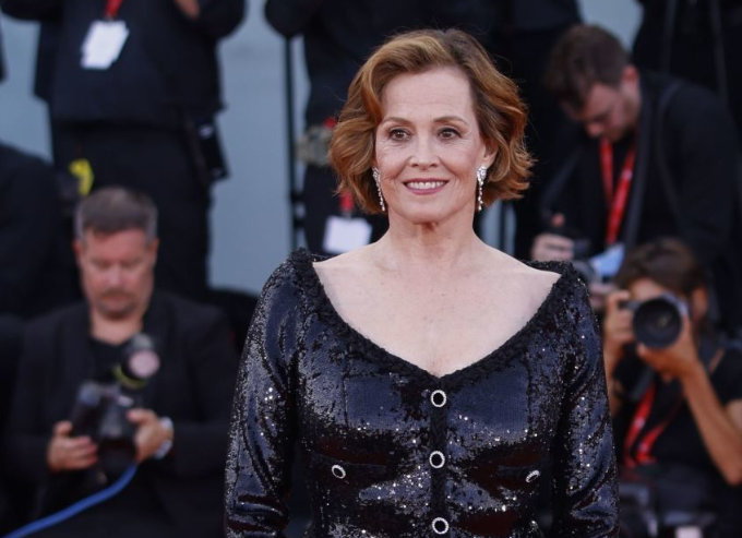 „Avatar: Ogień i popiół” w kinach — trzecia część sagi Camerona i nowa rola Sigourney Weaver