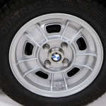 Nowy patent BMW: śruby z logo mogą sprawić, że naprawa auta stanie się droższa