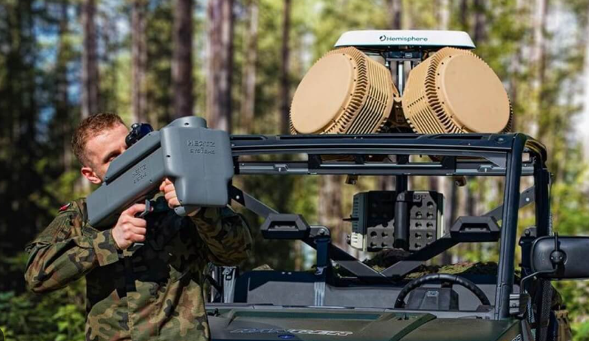 Polskie uczelnie wojskowe 2025: nowe drony i systemy anty-BSP zaprezentowane na konkursie MON