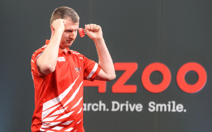 Mistrzostwa świata PDC 2025: Krzysztof Ratajski awansuje do top-16 po dramatycznym meczu z Wesleyem Plaisierem (4:3)