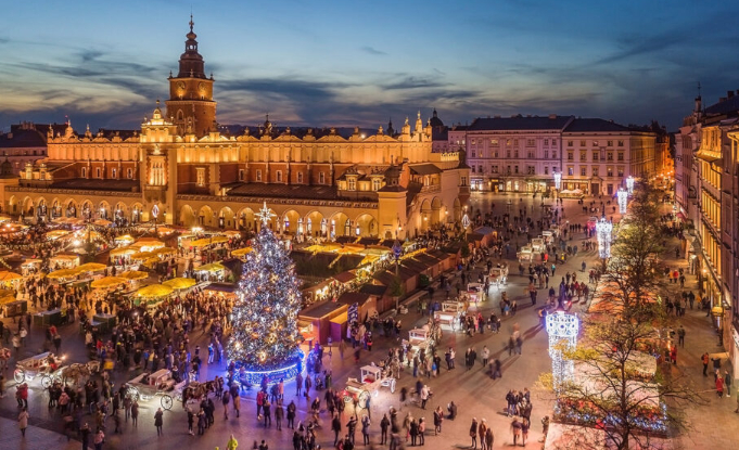 Gdzie spędzić Sylwestra 2025/2026 w Krakowie: miejsca, daty, ceny i warunki wydarzeń