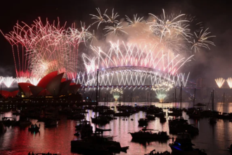 Świat już wszedł w 2026 rok. Pierwsze powitania przyszły znad Pacyfiku