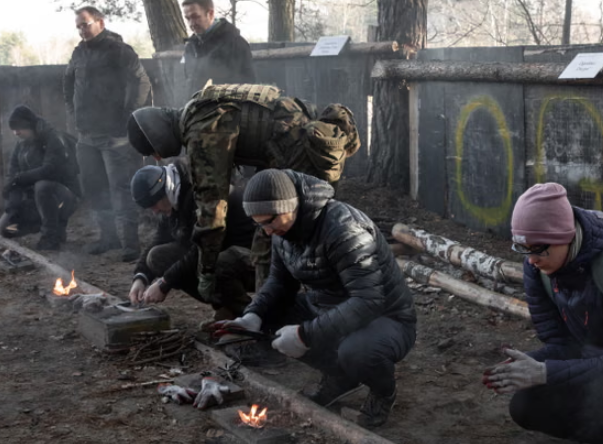 Polska 2025: nowy program obrony cywilnej. Szkolenia dla 400 tys. obywateli – co obejmują i dlaczego ruszają teraz