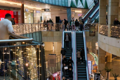 Niedziela handlowa 11 stycznia 2026? Czy sklepy Biedronka, Lidl i Carrefour są otwarte