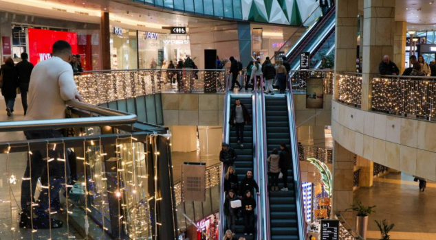 Niedziela handlowa 11 stycznia 2026? Czy sklepy Biedronka, Lidl i Carrefour są otwarte