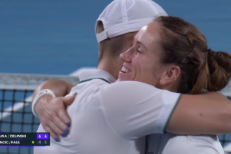 Polska wygrała United Cup 2026. Kawa i Zieliński przesądzili o tytule w mikście