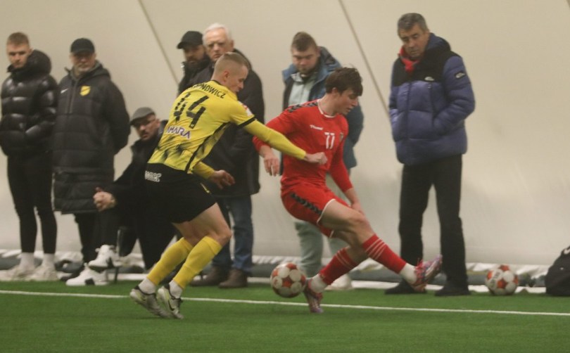 Zagłębie Sosnowiec – Wieczysta Kraków 1:1 w sparingu: gole Skóry i Mrása, składy i kluczowe momenty