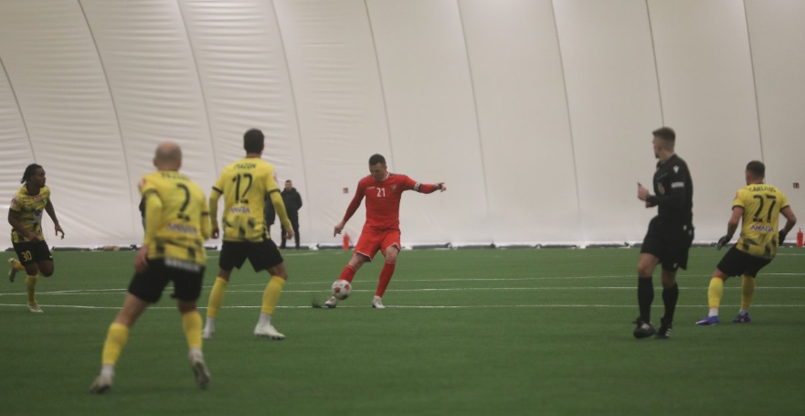 Zagłębie Sosnowiec – Wieczysta Kraków 1:1 w sparingu: gole Skóry i Mrása, składy i kluczowe momenty