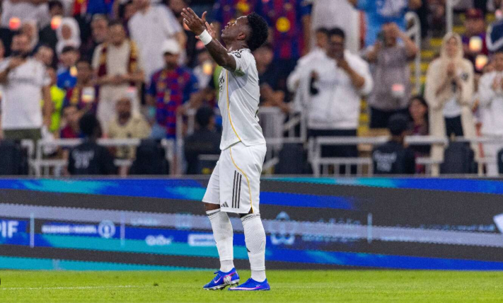 Real Madryt – Levante 2:0: Mbappé z karnego, gol Asencio i gwizdy kibiców na Bernabéu