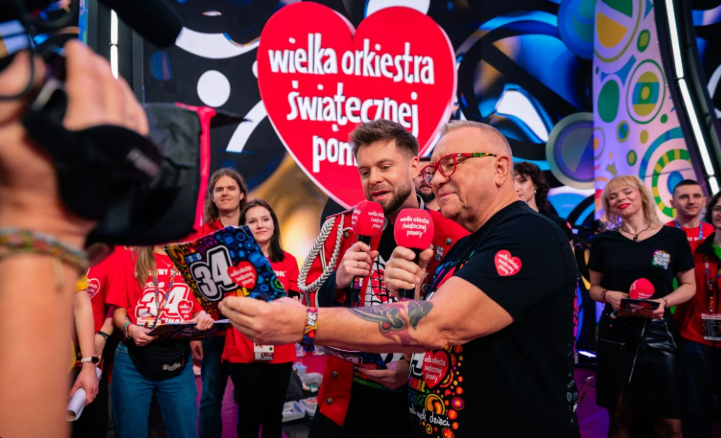 WOŚP zebrał ponad 51 mln zł do godz. 15:00: jak przebiega 34. Finał i na co trafią środki