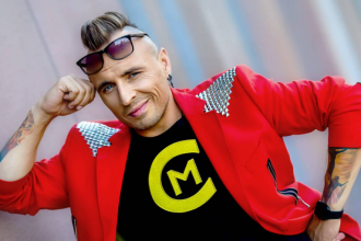 Ile kosztuje koncert Czadomana? Artysta ujawnia stawkę za występ i mówi o „sylwestrowych” kwotach