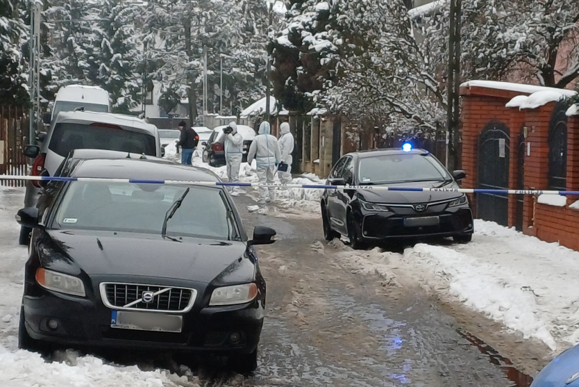 Podwójne zabójstwo na Targówku (Zacisze). Kontrterroryści weszli siłą, zatrzymano 49-latka