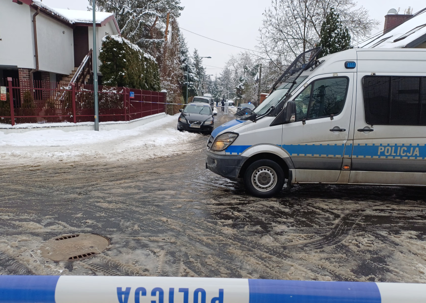 Podwójne zabójstwo na Targówku (Zacisze). Kontrterroryści weszli siłą, zatrzymano 49-latka