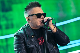 T.Love ma nowego perkusistę — kto dołączył do zespołu po odejściu Sidneya Polaka?