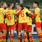 Jagiellonia – Fiorentina: gdzie oglądać i o której? Polacy zaczynają play-off w Lidze Konferencji