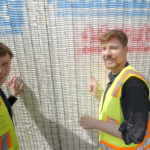 MrBeast zbudował 10 szkół — gdzie powstały i co jeszcze dorzucił uczniom poza klasami?