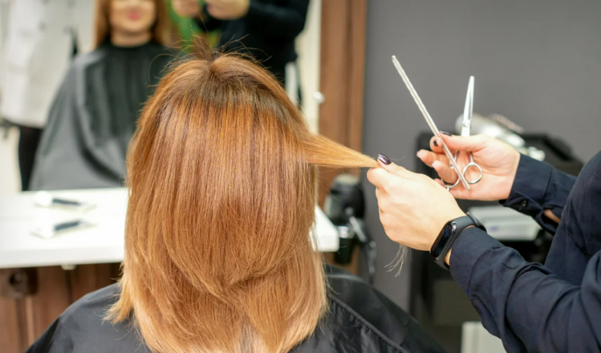 Kalendarz księżycowy strzyżeń — marzec 2026: kiedy najlepiej obciąć włosy?