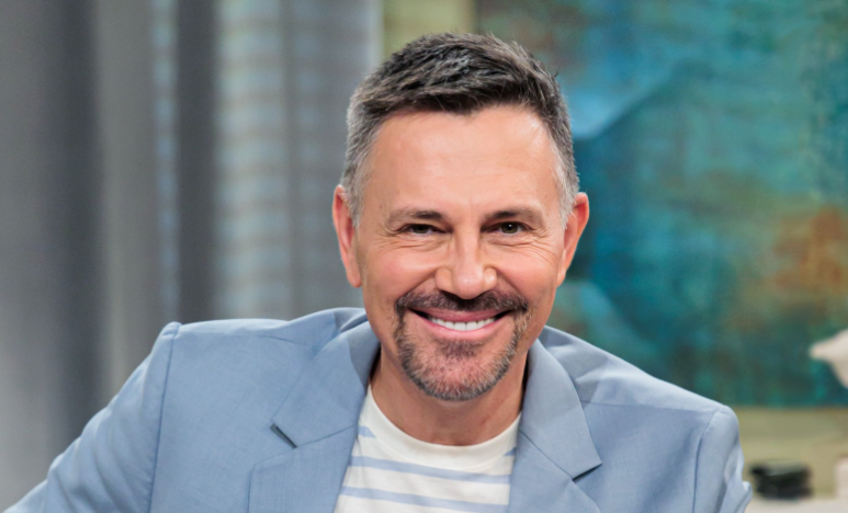 Krzysztof Ibisz: ile lat ma naprawdę i kiedy ma urodziny? Widzowie znów nie mogą uwierzyć