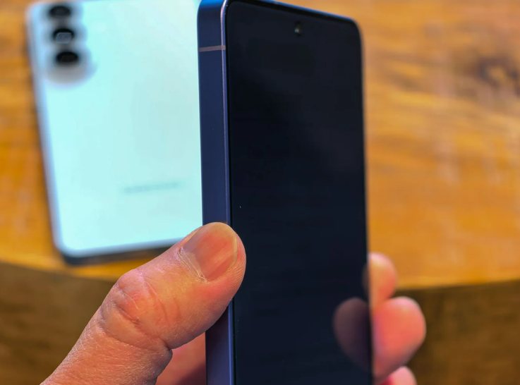 Jak włączyć Privacy Display w Galaxy S26 Ultra? Ustawienia ekranu prywatności i automatyzacja w Samsung Routines