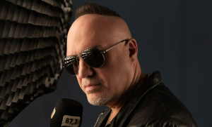 Szymon Wydra kończy 50 lat. Co dziś robi wokalista Carpe Diem i autor „Życie jak poemat”?