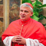 Kim jest Konrad Krajewski? Papieski jałmużnik został nowym metropolitą Łodzi