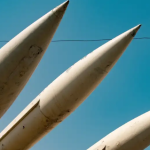 Irańskie rakiety a brytyjskie bazy na Cyprze: dokąd leciały i co wiadomo teraz