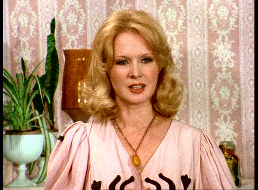 Zmarła Halina Kowalska. Biografia, wiek i najważniejsze role aktorki z „Nie ma róży bez ognia”