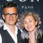 Rozwód Michała Czerneckiego przyciągnął uwagę mediów. Z kim aktor pojawił się przed rozprawą?