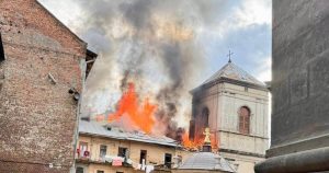 Atak dronów na Lwów. Gdzie uderzyły rosyjskie Shahedy i co stało się w centrum miasta?