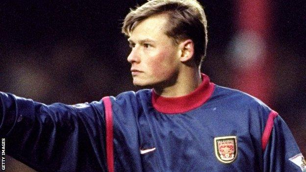 Alex Manninger nie żyje. Kim był były bramkarz Arsenalu? Biografia i najważniejsze etapy kariery