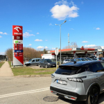 Ceny paliw w Polsce spadają. Ile zapłacimy za benzynę 95, diesel i LPG w drugiej połowie kwietnia 2026?