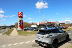 Ceny paliw w Polsce spadają. Ile zapłacimy za benzynę 95, diesel i LPG w drugiej połowie kwietnia 2026?