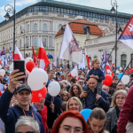Karol Nawrocki wsparł Narodowy Marsz Życia w Warszawie. Pod jakim hasłem odbyło się wydarzenie?