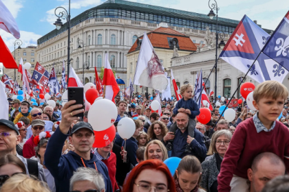 Karol Nawrocki wsparł Narodowy Marsz Życia w Warszawie. Pod jakim hasłem odbyło się wydarzenie?