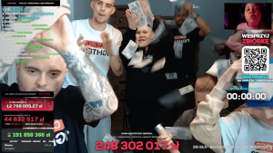 Łatwogang zebrał ponad 251 mln zł dla Cancer Fighters. Kim jest influencer, który poruszył całą Polskę?