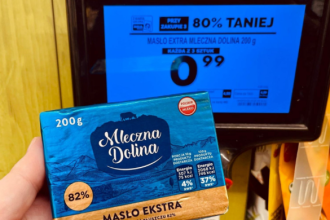 Masło za 0,99 zł w Biedronce i Lidlu. Skąd tak niska cena i czy to początek nowej wojny cenowej?