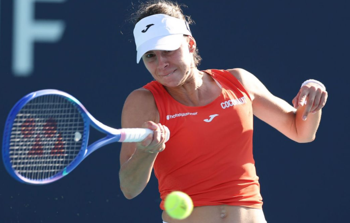 Magda Linette – Marta Kostiuk: bolesna porażka Polski w BJK Cup. Jaki jest wynik meczu z Ukrainą?