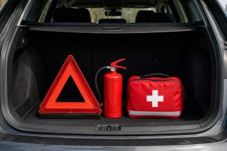 Apteczka w samochodzie będzie obowiązkowa? Kierowców czekają nowe przepisy i możliwe mandaty