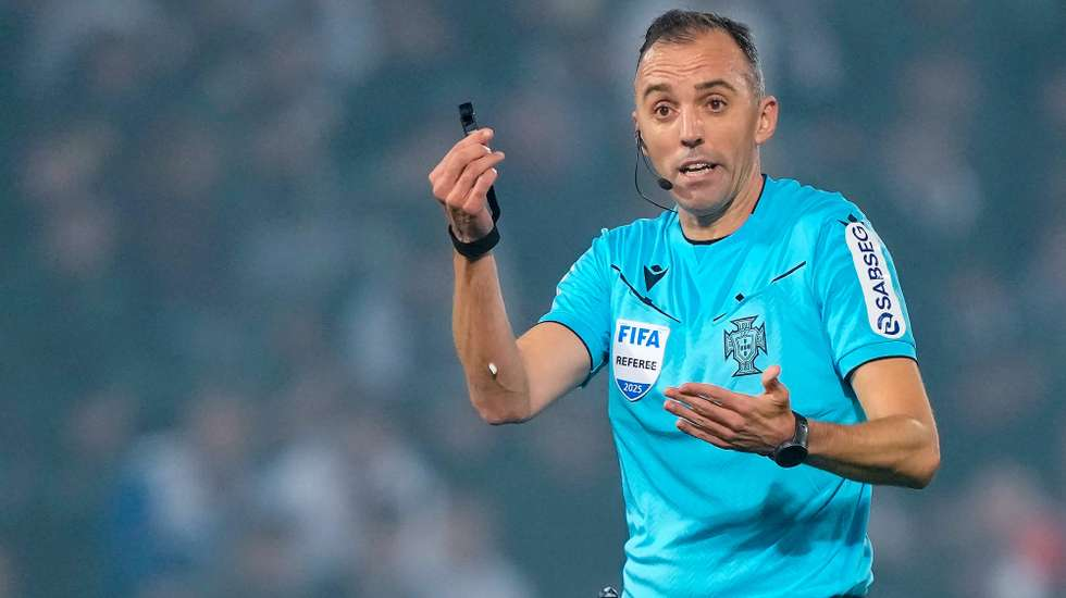 Bayern — PSG i wielkie kontrowersje. Dlaczego nie było karnego po zagraniu ręką?