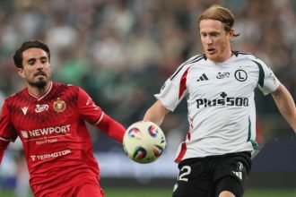 Legia – Widzew: kontrowersyjny gol w doliczonym czasie. Czy sędzia popełnił kluczowy błąd?