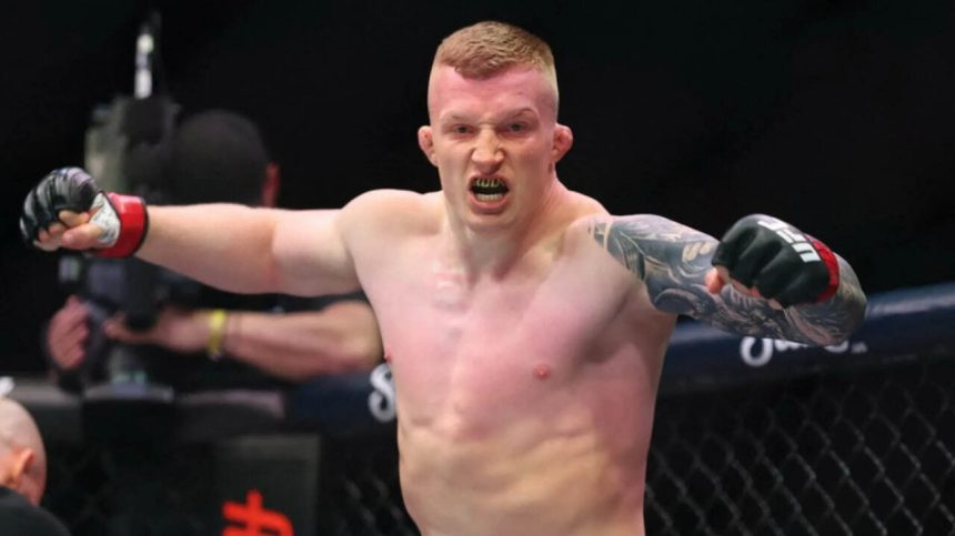 Jak Iwo Baraniewski trenuje przed walką w UFC? Sparingi ze Stricklandem dały mu bolesny test
