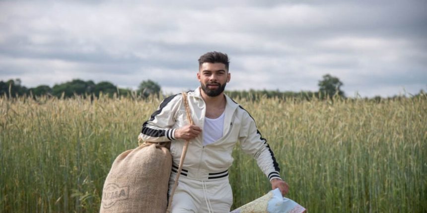 Aksel Rumenov wygrał „Farmę” i zdradził, co zrobi z nagrodą. W „halo tu polsat” padły mocne słowa