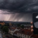 Burze w Polsce 16 maja. Gdzie obowiązują ostrzeżenia IMGW i alert RCB?