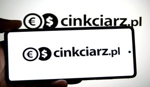 Afera Cinkciarz.pl i milionowe straty klientów. Ile pieniędzy mogli stracić?