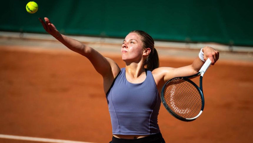 Maja Chwalińska — Maria Sakkari w Roland Garros 2026: gdzie oglądać online, o której godzinie i na jakim korcie?