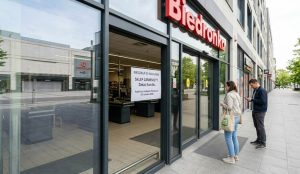 Sklepy otwarte 31 maja? Sprawdź, czy w niedzielę zrobisz zakupy w Biedronce, Lidlu i Żabce