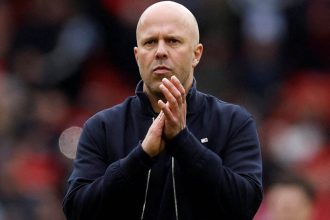 Liverpool zwolnił Arne Slota. Oficjalny komunikat po sezonie i pytanie, kto przejmie drużynę