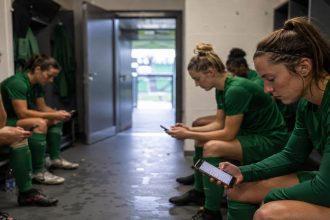 Plymouth Argyle FC i mail do piłkarek. Dlaczego po udanym sezonie wybuchło oburzenie?